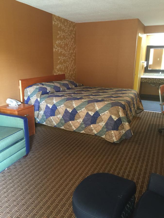 Royal Inn Motel Richmond Brandermill Εξωτερικό φωτογραφία